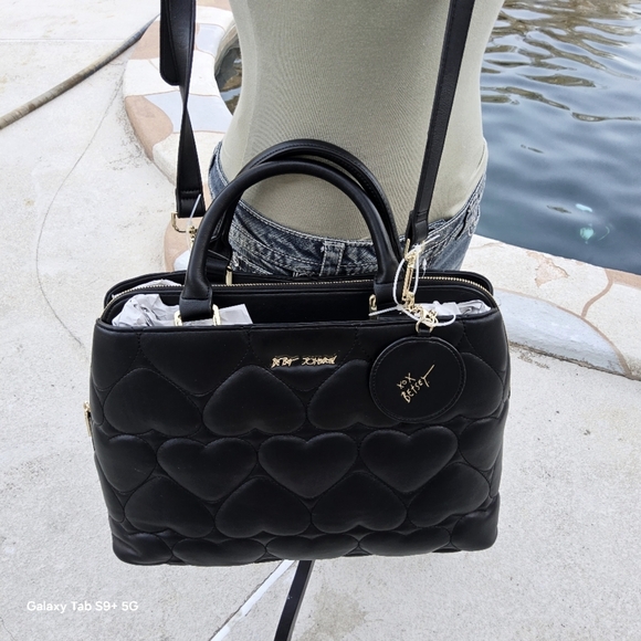 NWT BETSEY JOHNSON BLACK SATCHEL w/REMOVABLE MIRROR - Picture 3 of 9